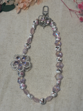 🌸 Bijou de téléphone en perles céramique – Fleur Cristal Rose