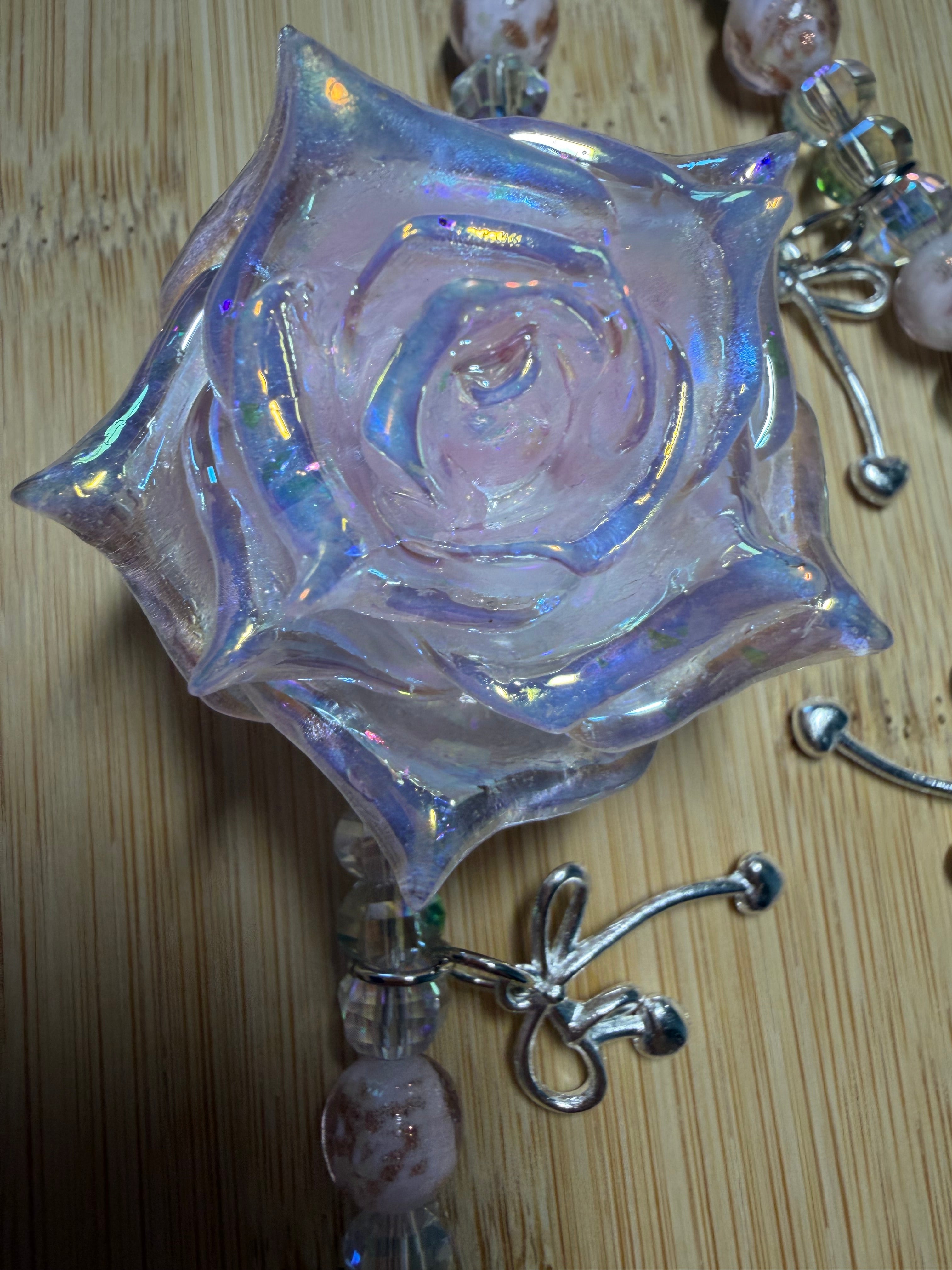 🌹 Bijou de téléphone « Rose Lunaire » 🌹