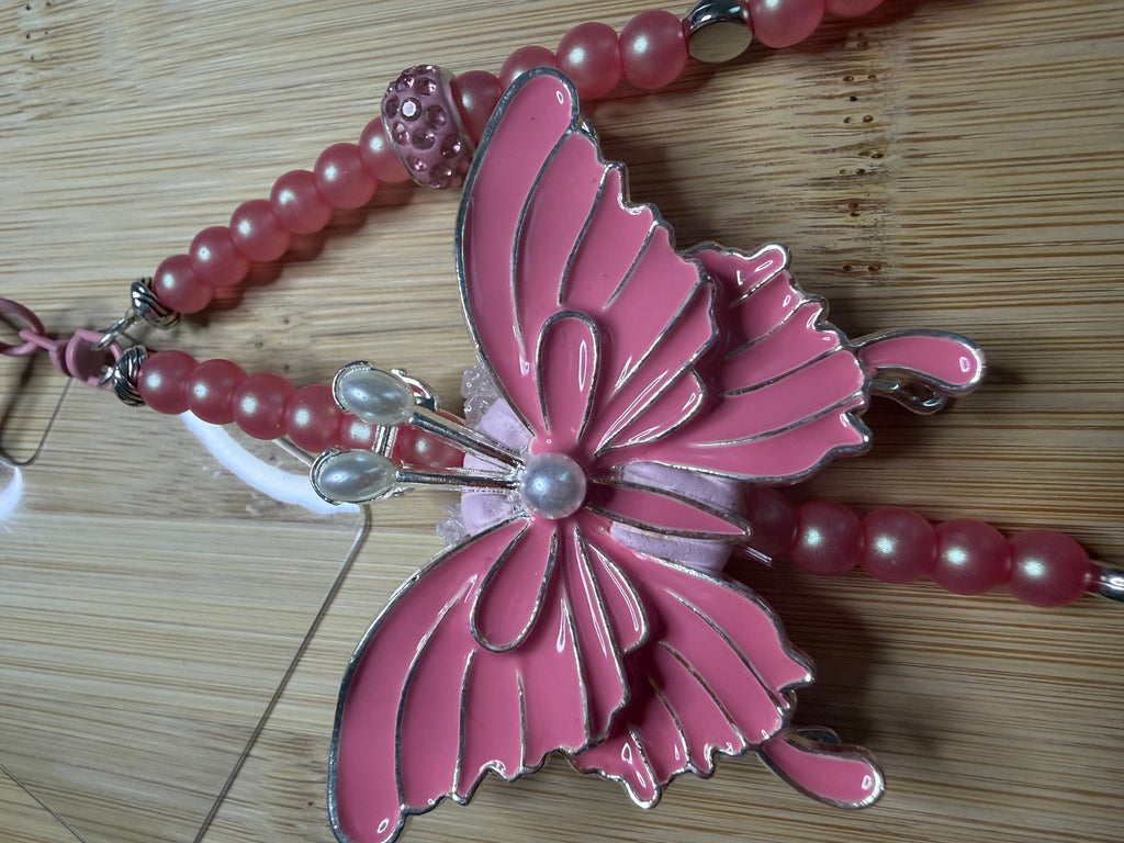 🦋 Bijou de téléphone “Papillon Rose” – 13 € 🦋