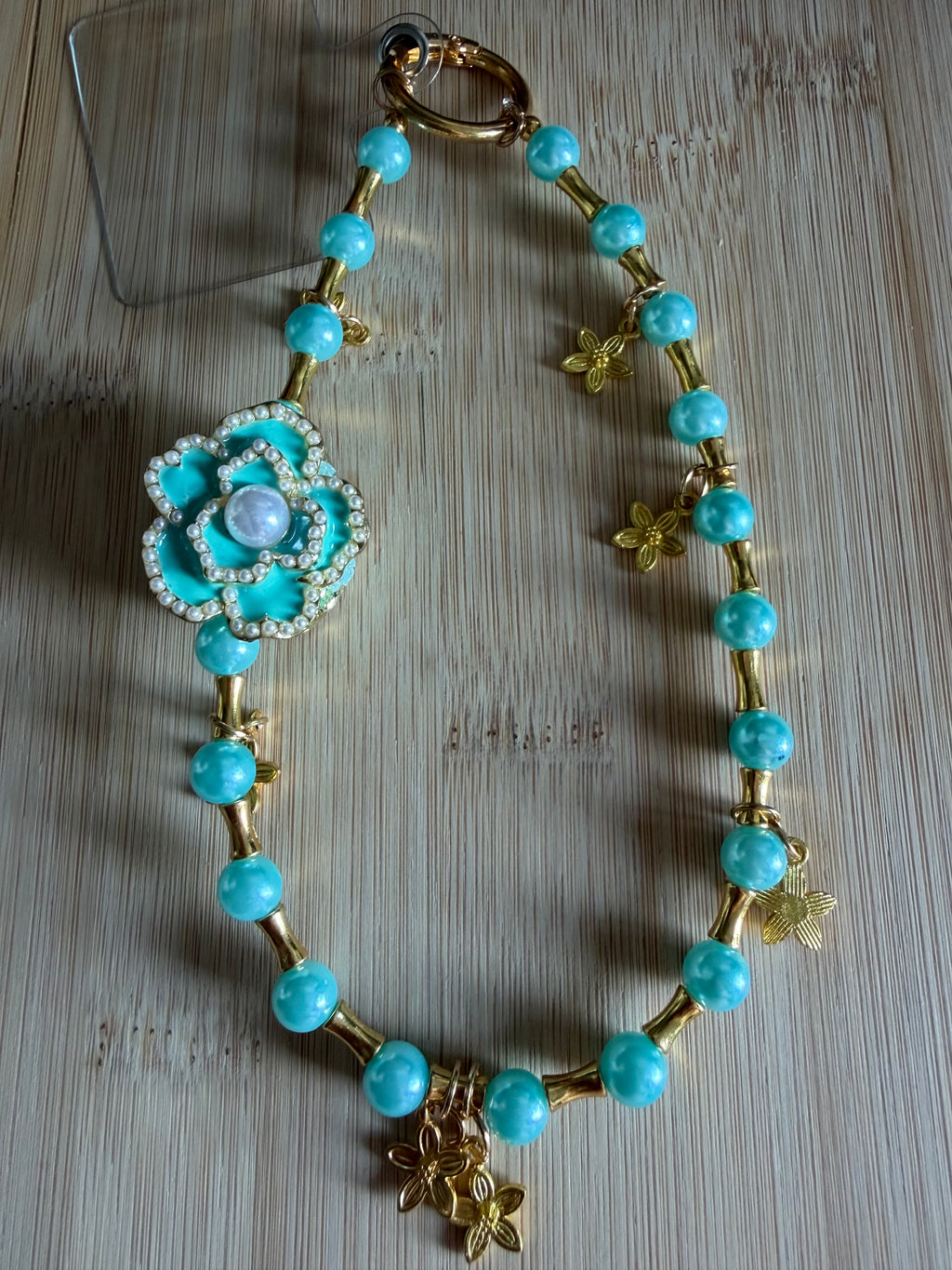 Fleur Turquoise Élégance