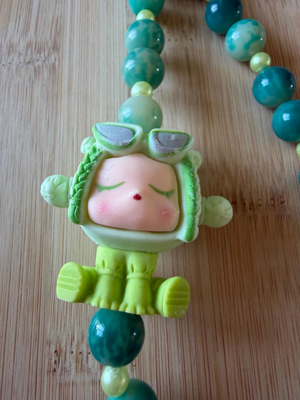 💚 Bijou de téléphone « Étoile Menthe » – Collection Bodhi