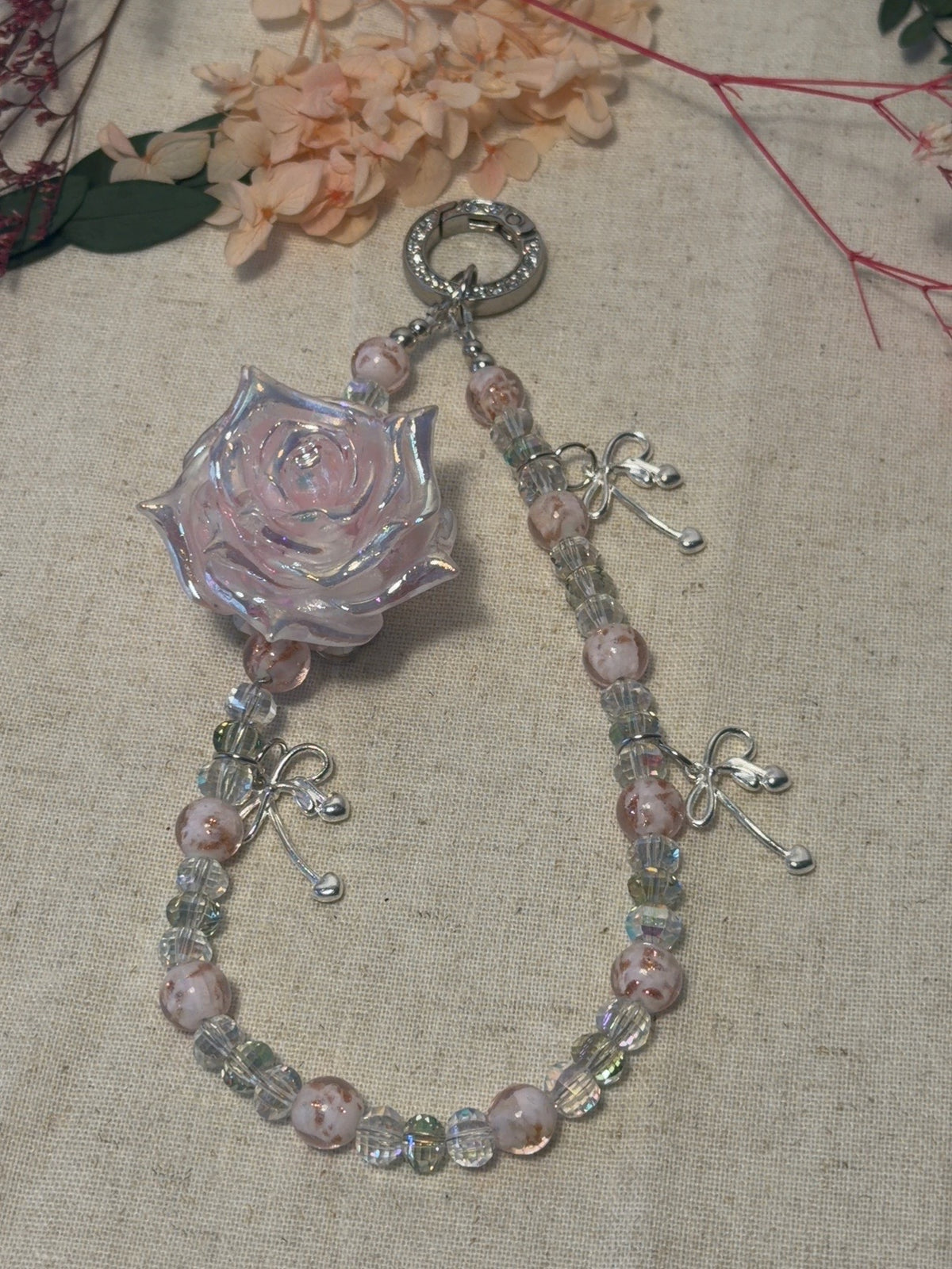 🌹 Bijou de téléphone « Rose Lunaire » 🌹