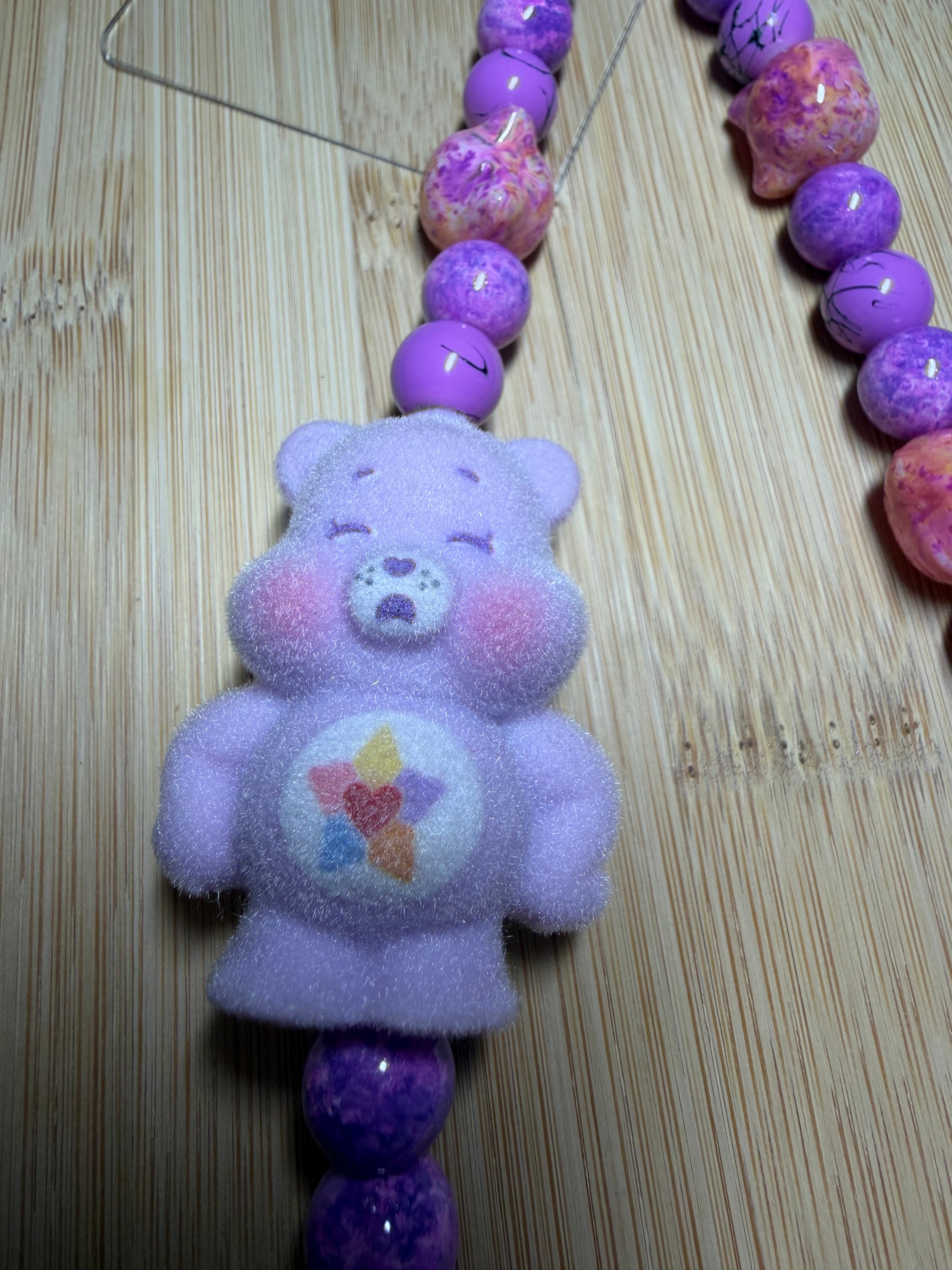 💜 Bijou de téléphone / Bijou de sac – Ourson velours lavande