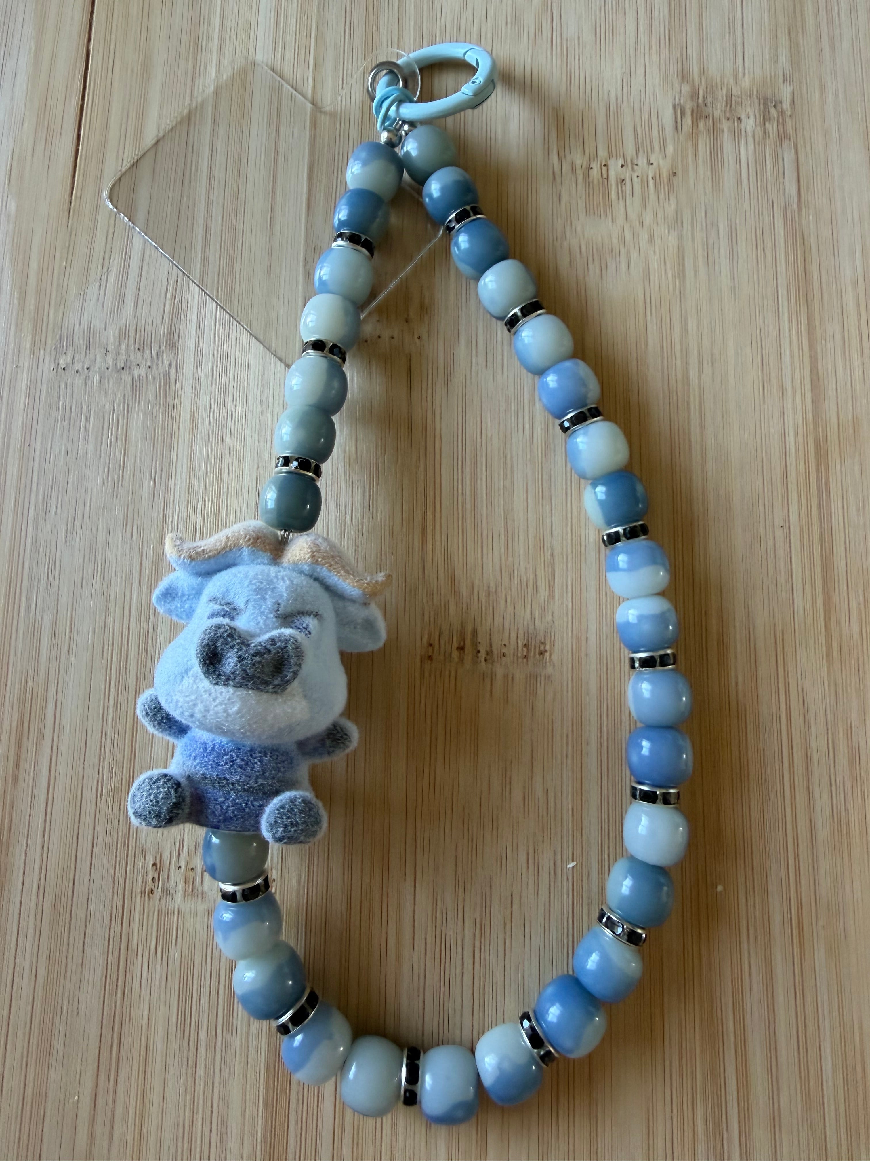 💙 Bijou de téléphone « Douceur Céleste » – Collection Bodhi